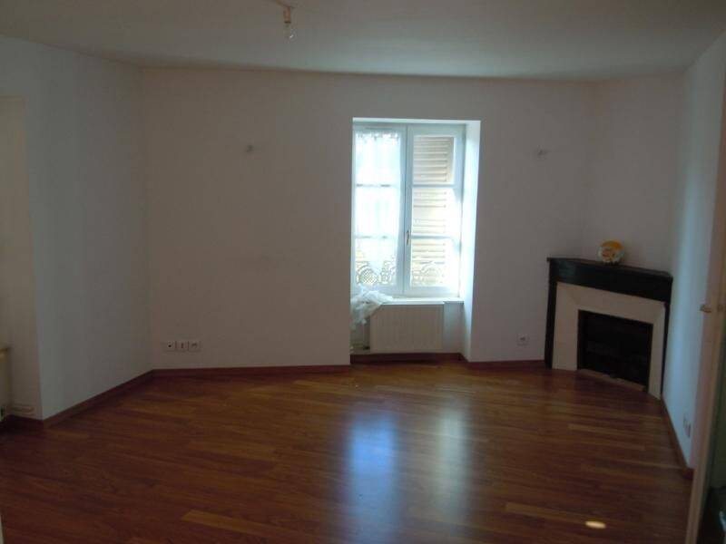 Appartement 4 pièces 93 m² · à Mâcon · 92,6 m² · 640 €/mois