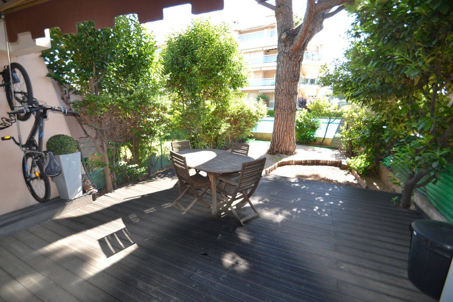 Appartement 1 pièce 33 m² · à Saint-Laurent-du-Var · 33 m² · 870 €/mois
