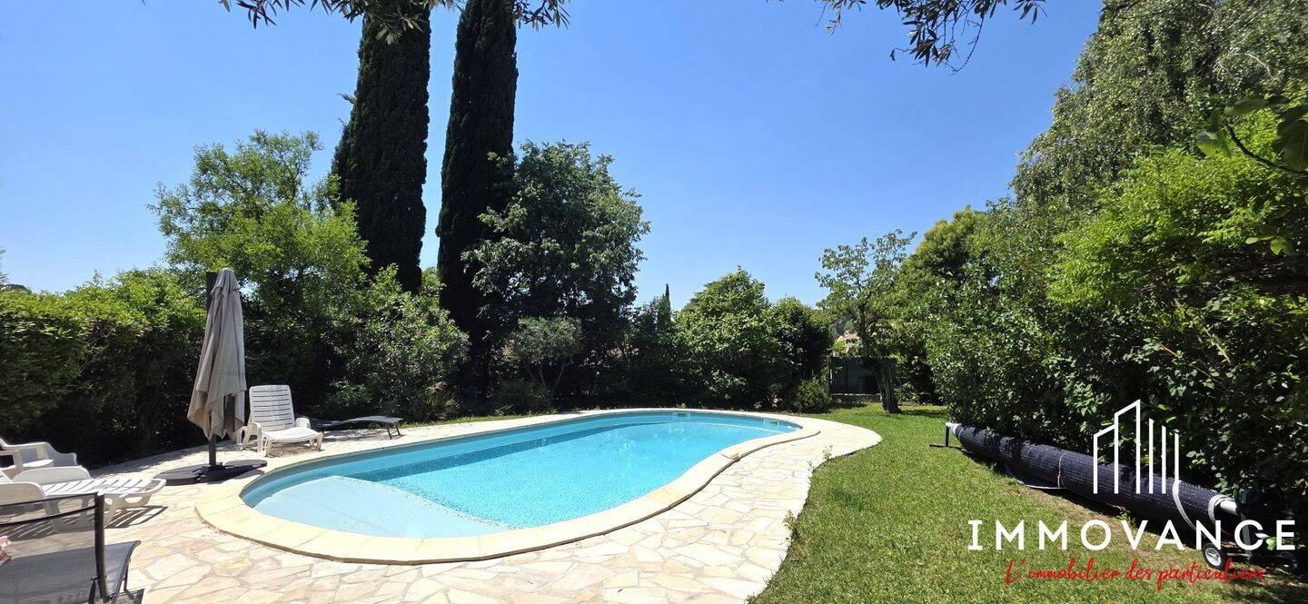 Maison 7 pièces 210 m² · à Clapiers · 210 m² · 819 000 €