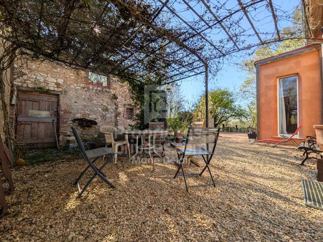 Maison 8 pièces 163 m² · à Bitry · 163 m² · 249 000 €