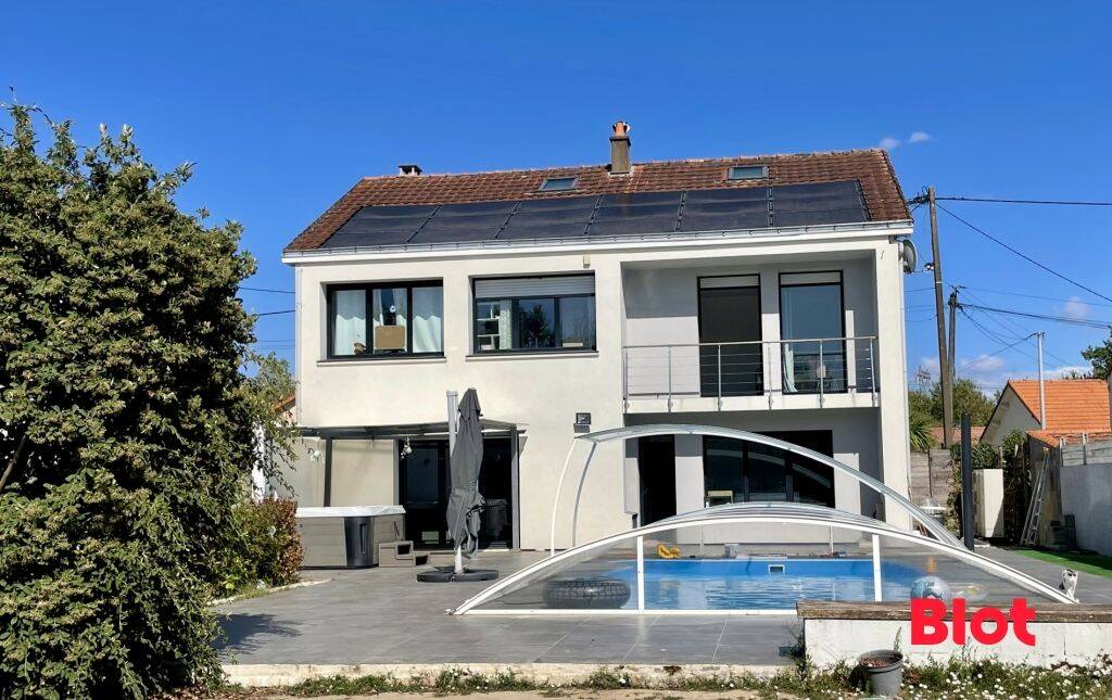 Maison 7 pièces 170 m² · à Bouguenais · 170 m² · 525 000 €