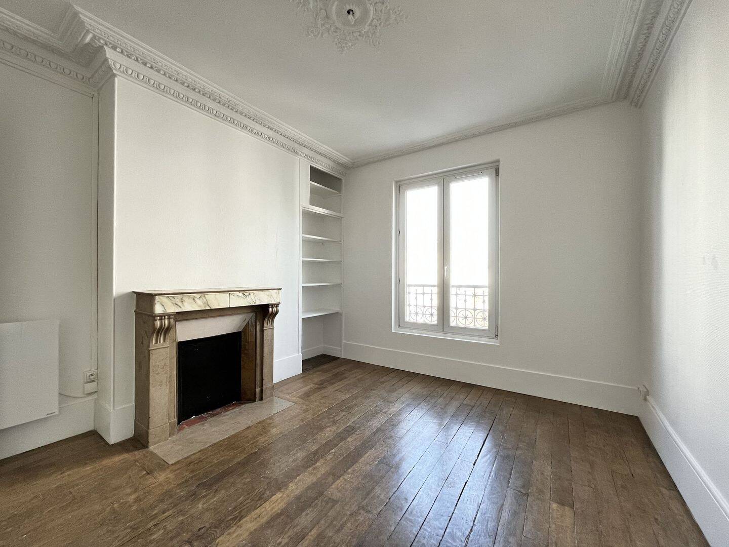 Appartement 2 pièces 37 m² · à Paris 18ème Arrondissement · 37,4 m² · 1 285 €