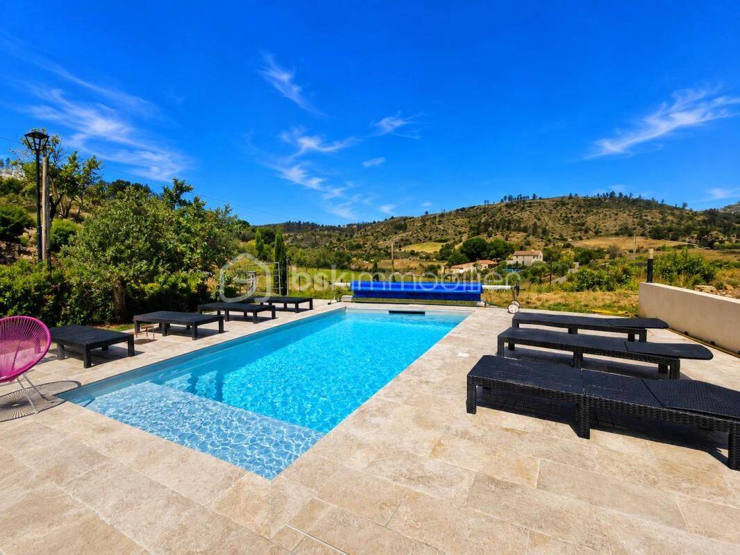 Maison 7 pièces 145 m² · à Villesèque-des-Corbières · 145 m² · 350 000 €