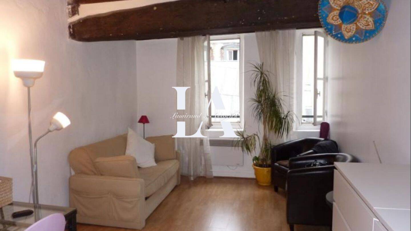 Appartement 1 pièce 27 m² · à Paris 1er Arrondissement · 27 m² · 1 119 €
