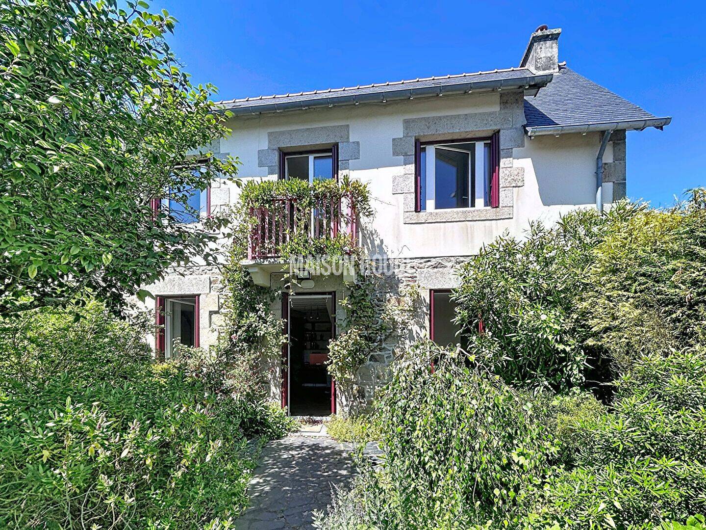 Maison 7 pièces 200 m² · à Saint-Quay-Perros · 200 m² · 498 000 €