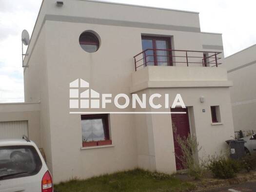 Maison à louer 880 € 5 pièces 4 chambres 100,1 m² dès le 17/04/2026 Saint André d'Ornay-Pont Morineau La Roche-sur-Yon 85000