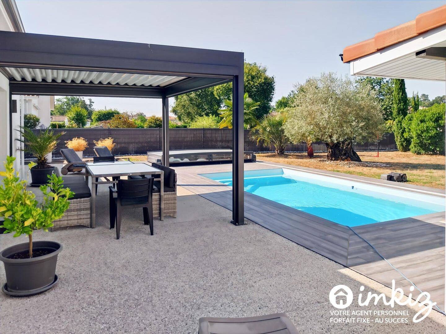 Maison 5 pièces 120 m² · à Saint-Pierre-du-Mont · 120 m² · 400 000 €