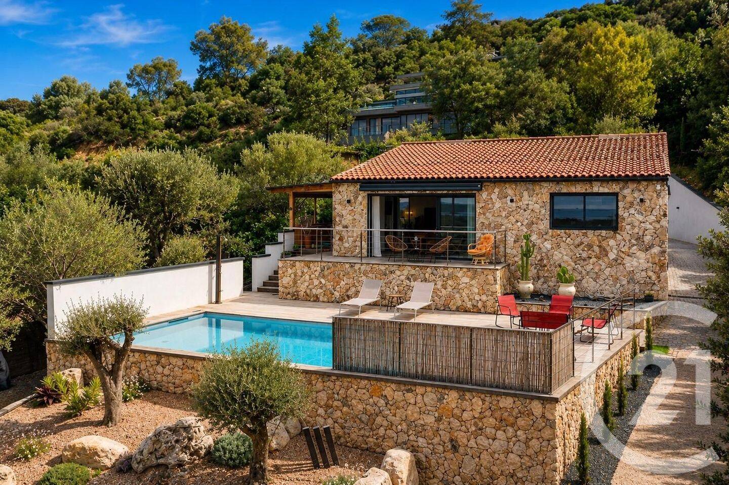 Maison 4 pièces 95 m² · à Zonza · 95,1 m² · 930 000 €