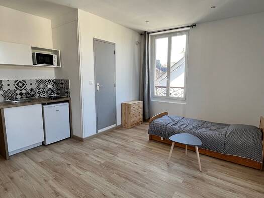 Appartement à louer 405 € 1 pièce 18 m² Étage 2/2 Centre Ville Pontivy 56300