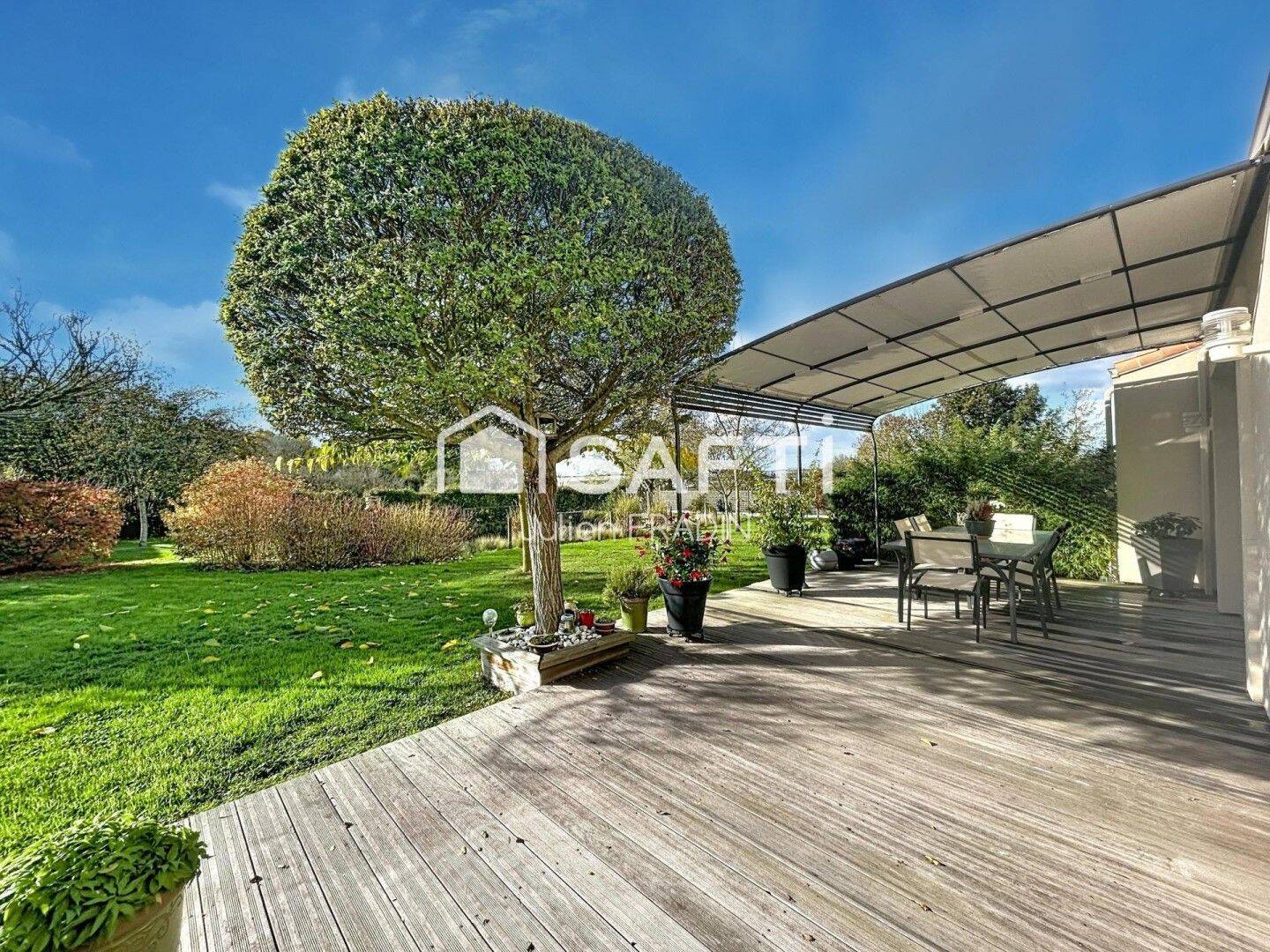 Maison 7 pièces 139 m² · à Saint-Julien-de-Concelles · 139 m² · 423 000 €