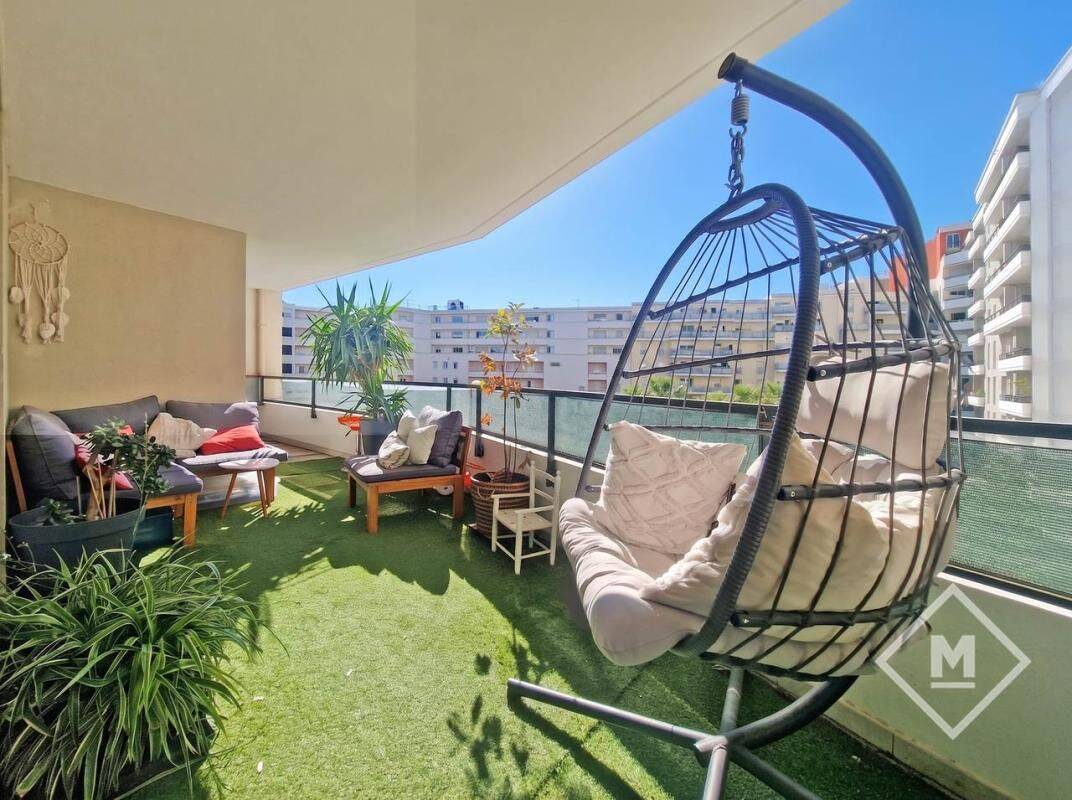 Appartement 4 pièces 84 m² · à Marseille 8ème Arrondissement · 84 m² · 415 000 €