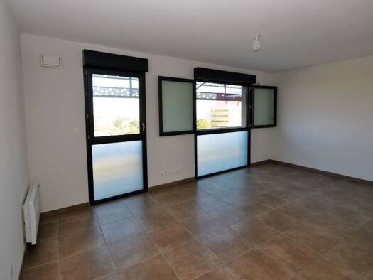 Appartement à louer - logement étudiant 382 € 1 pièce 28 m² Étage 5/6 Clémenceau Perpignan 66000