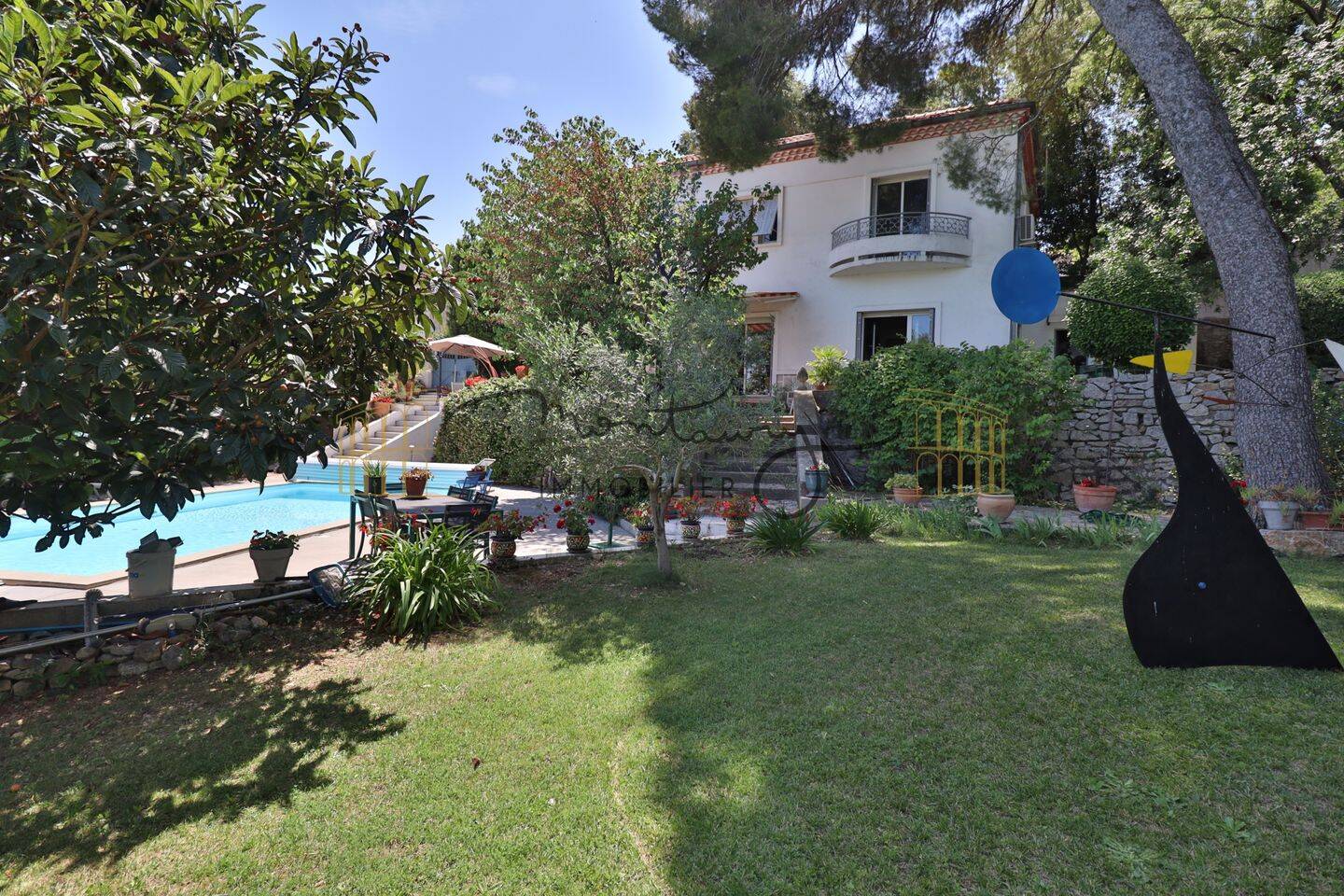 Maison 7 pièces 169 m² · à Nîmes · 169 m² · 624 000 €