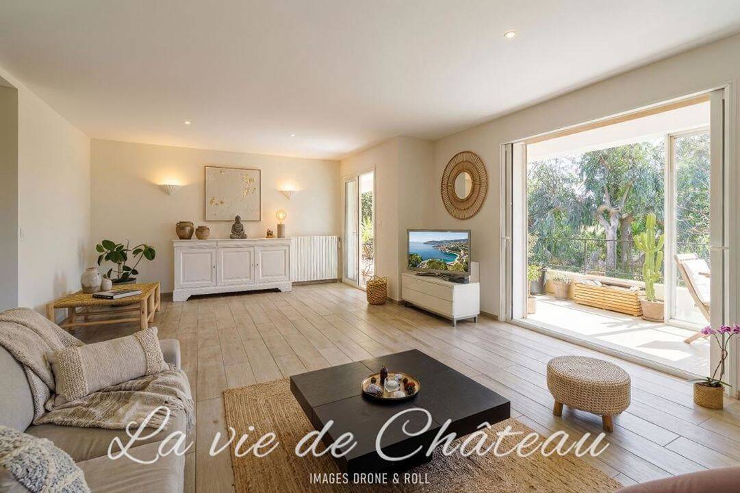 Appartement 4 pièces 114 m² · à Sanary-sur-Mer · 114 m² · 690 000 €