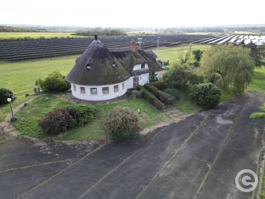 Maison à vendre 266 000 € 13 pièces 5 chambres 420 m² 30 566 m² de terrain Langeron 58240