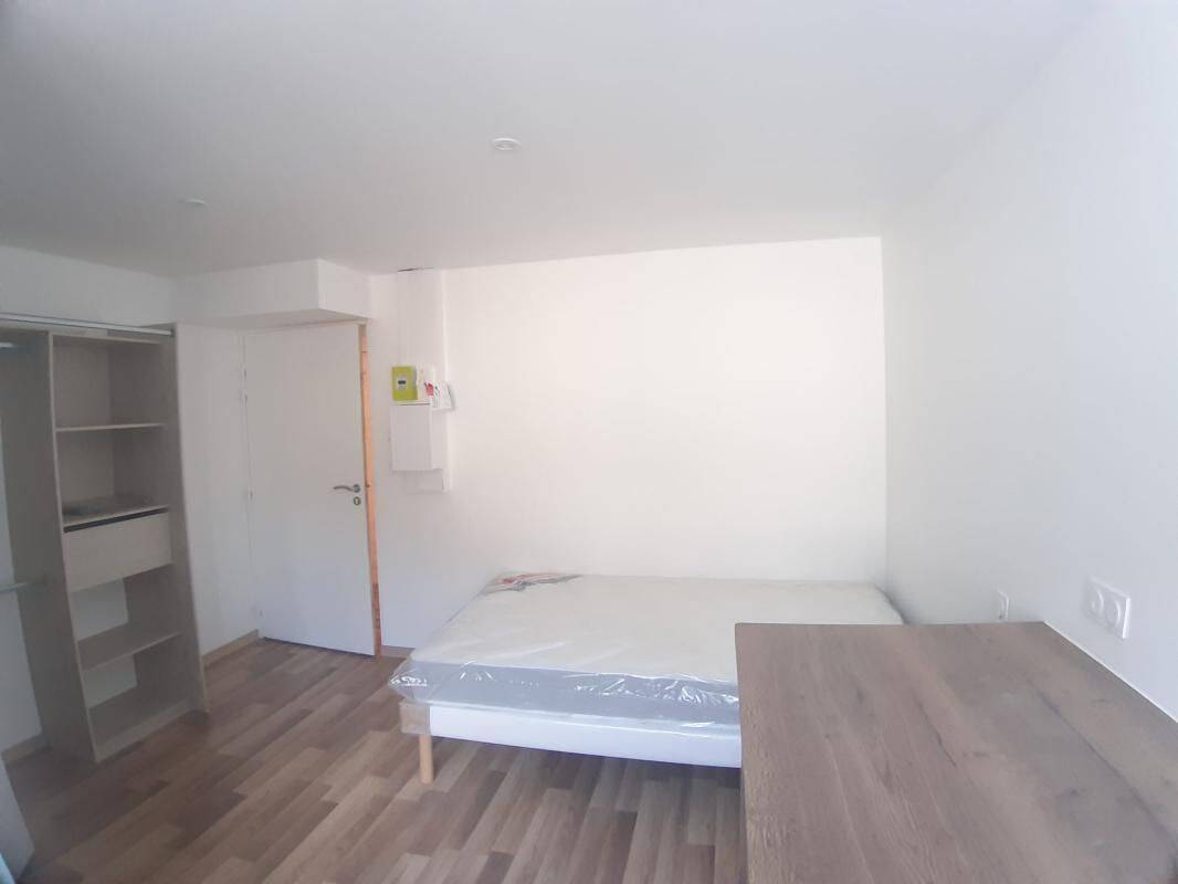 Appartement 1 pièce 19 m² · à Saint-Dié-des-Vosges · 18,5 m² · 450 €