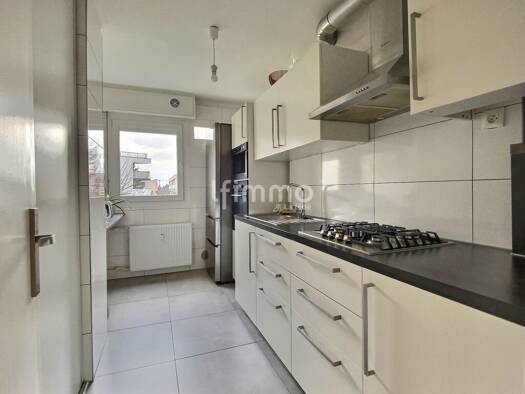 Appartement à vendre 151 000 € 3 pièces 2 chambres 57 m² Étage 3/4 Cronenbourg Ouest Strasbourg 67200