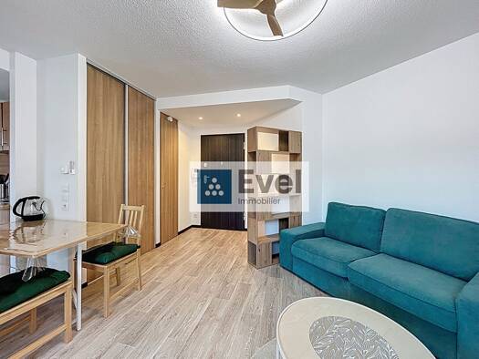 Appartement à louer 620 € 2 pièces 1 chambre 42 m² Étage 3/4 Centre Ville-Felsberg Saint-Avold 57500