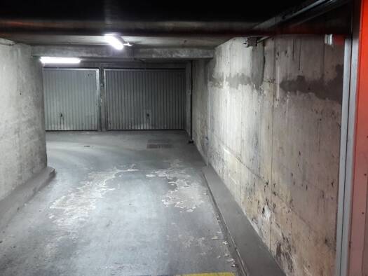 Parking à louer 130 € 14 m² Poitiers Ouest-Le Porteau-Les Rocs-Montmidi Poitiers 86000