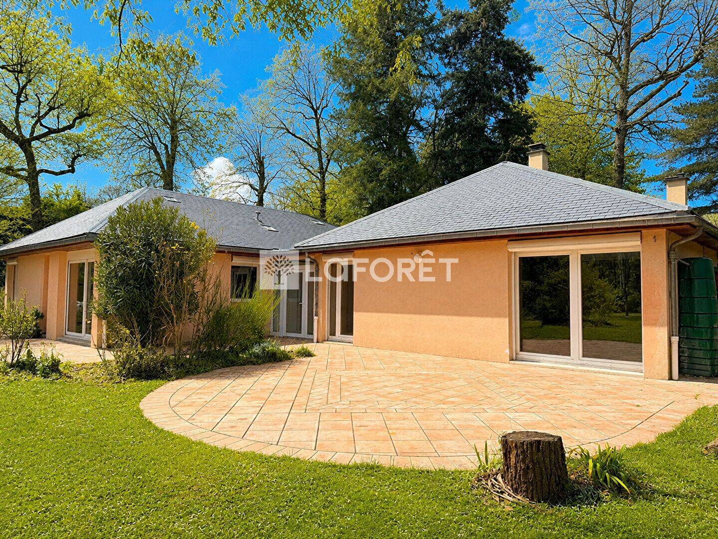 Maison 8 pièces 185 m² · à Lamorlaye · 184,5 m² · 699 000 €