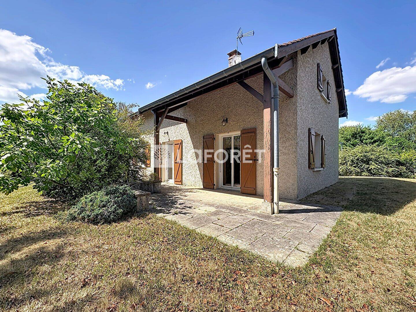 Maison 8 pièces 152 m² · à Saint-Denis-lès-Bourg · 152 m² · 295 000 €