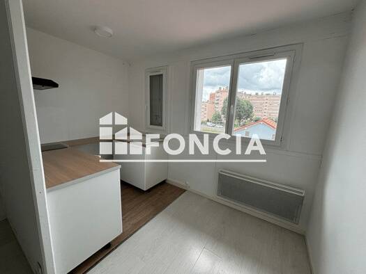 Appartement à louer 310 € 1 pièce 24,5 m² 2ème étage dès le 01/06/2026 Ormeau-Figarol Tarbes 65000