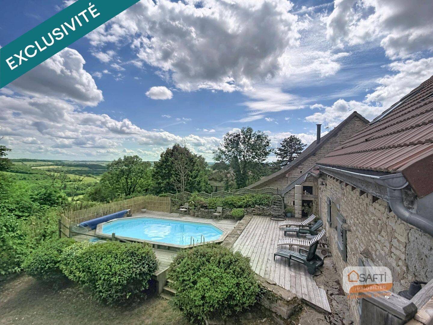 Maison 6 pièces 140 m² · à Mont-Saint-Jean · 140 m² · 345 000 €