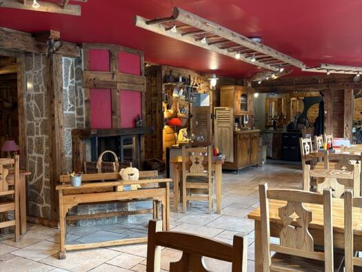 Restaurant à vendre Fonds de commerce 142 000 € 225 m² d'espace de restauration Le Bonhomme 68650