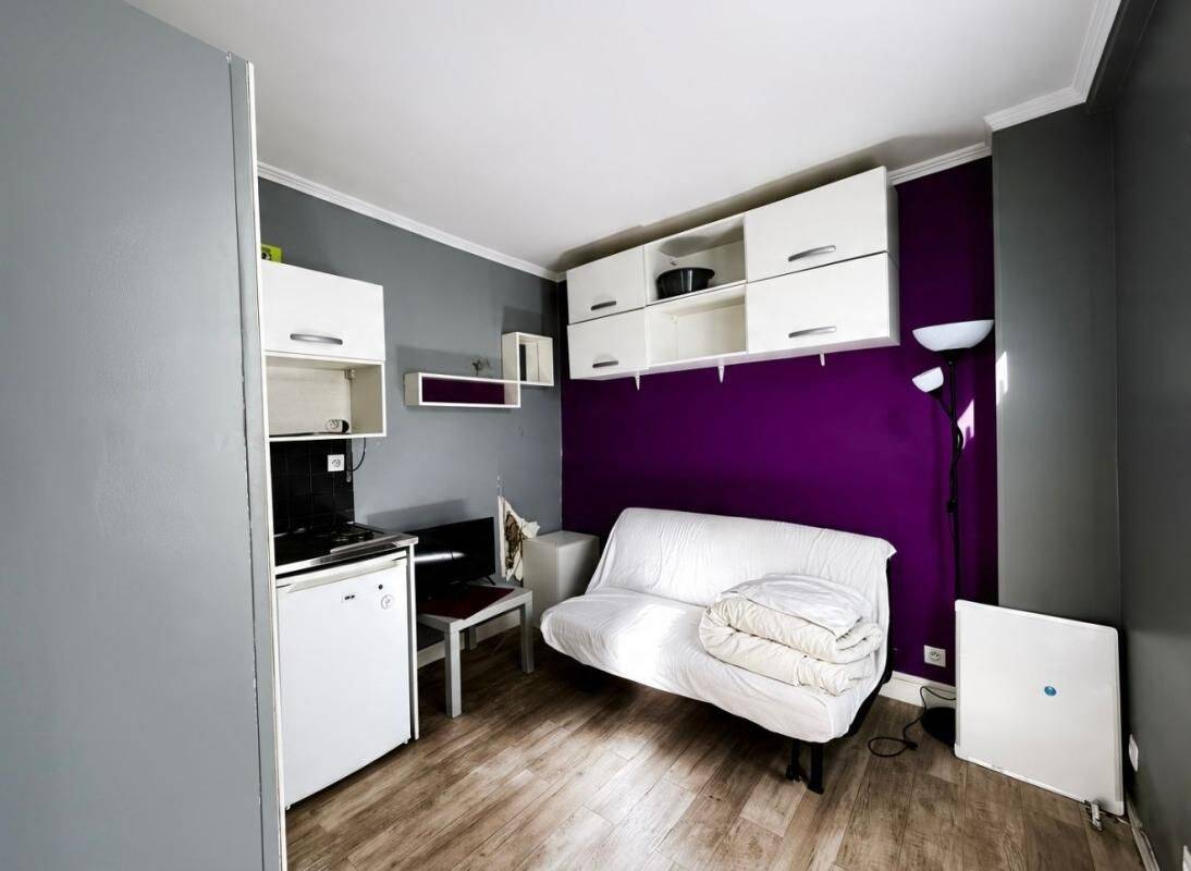 Appartement 1 pièce 10 m² · à Paris 18ème Arrondissement · 10,4 m² · 95 000 €