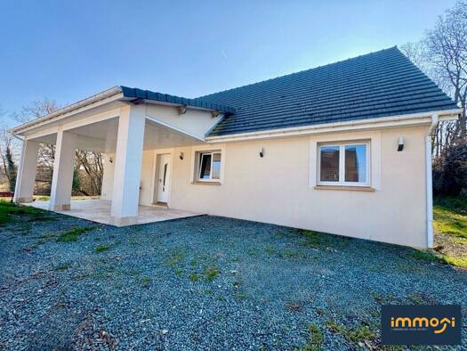 Maison de plain-pied à vendre 254 000 € 4 pièces 3 chambres 91 m² 5 500 m² de terrain Le Val d'Hazey 27600