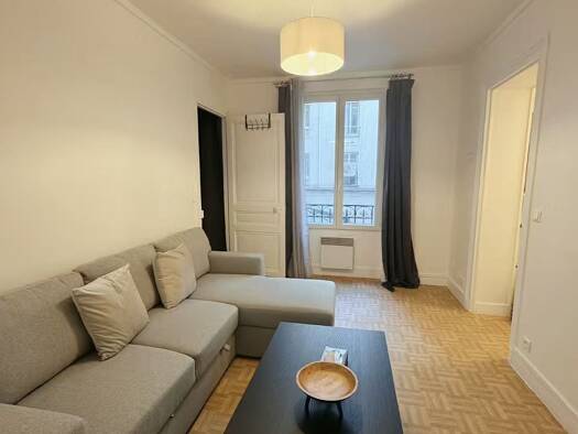 Appartement à vendre 285 000 € 2 pièces 1 chambre 31 m² Étage 1/6 Paris 17ème arrondissement 75017