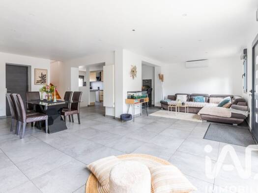 Maison à vendre 365 000 € 6 pièces 4 chambres 130 m² 780 m² de terrain Bois Matar Villeneuve-Saint-Georges 94190