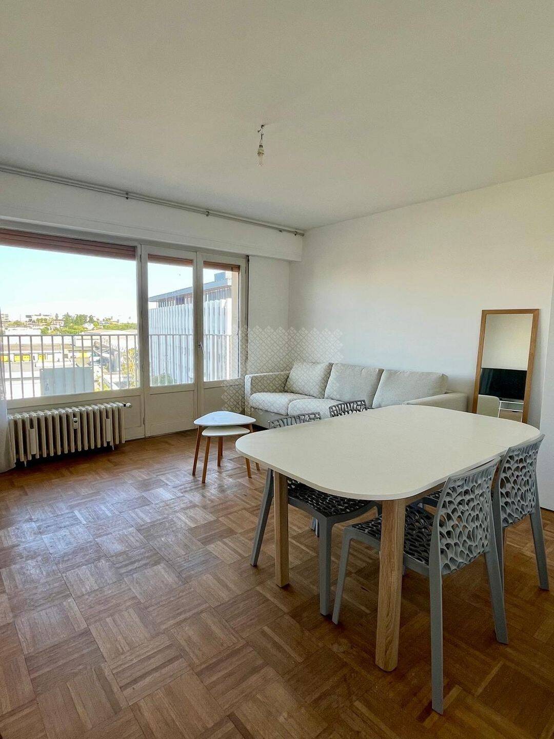 Appartement 4 pièces 86 m² · à Angers · 86 m² · 1 090 €/mois
