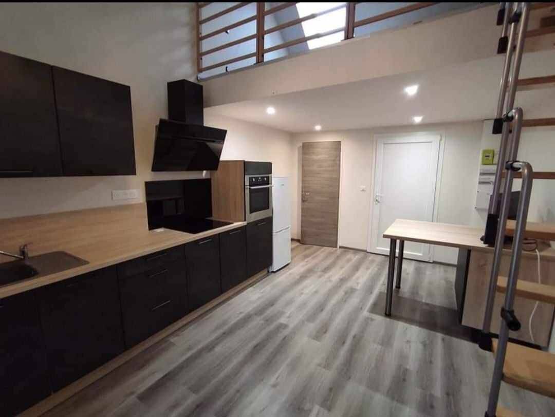 Appartement 1 pièce 25 m² · à Lons-le-Saunier · 25 m² · 440 €/mois