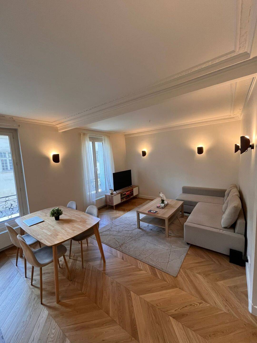 Appartement 2 pièces 42 m² · à Paris 15ème Arrondissement · 42 m² · 1 880 €