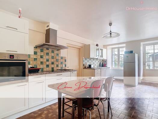 Maison à vendre 165 360 € 10 pièces 5 chambres 239 m² 485 m² de terrain Mortemart 87330