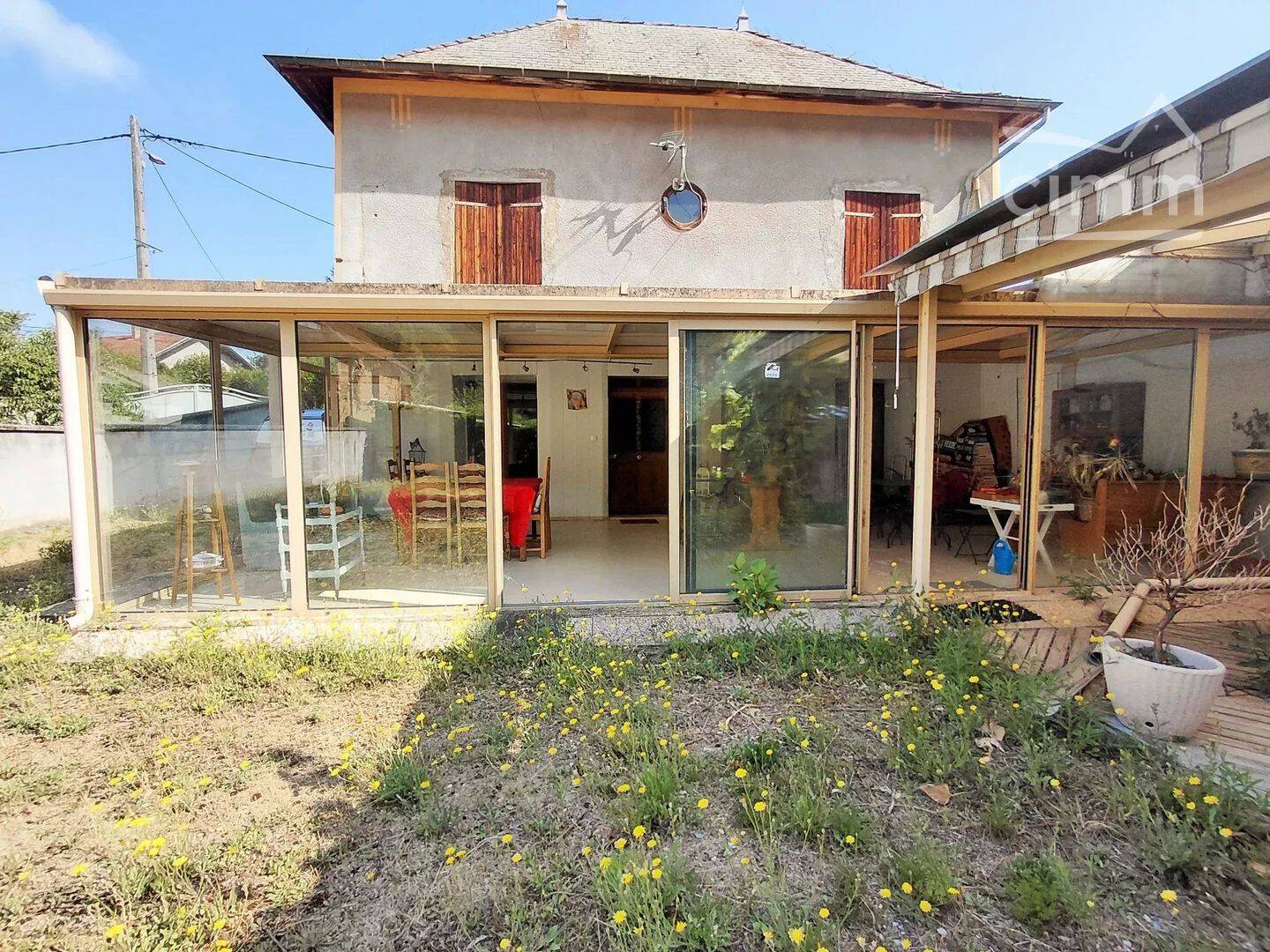 Maison 3 pièces 100 m² · à Saint-Chef · 100 m² · 160 000 €