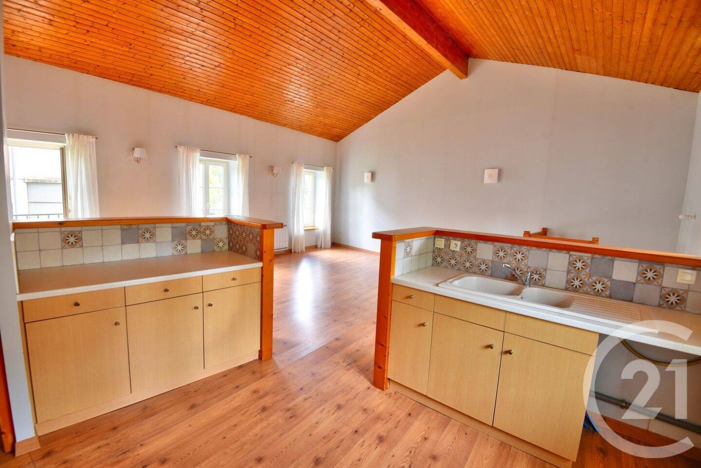 Appartement 4 pièces 81 m² · à Peyrins · 81 m² · 700 €