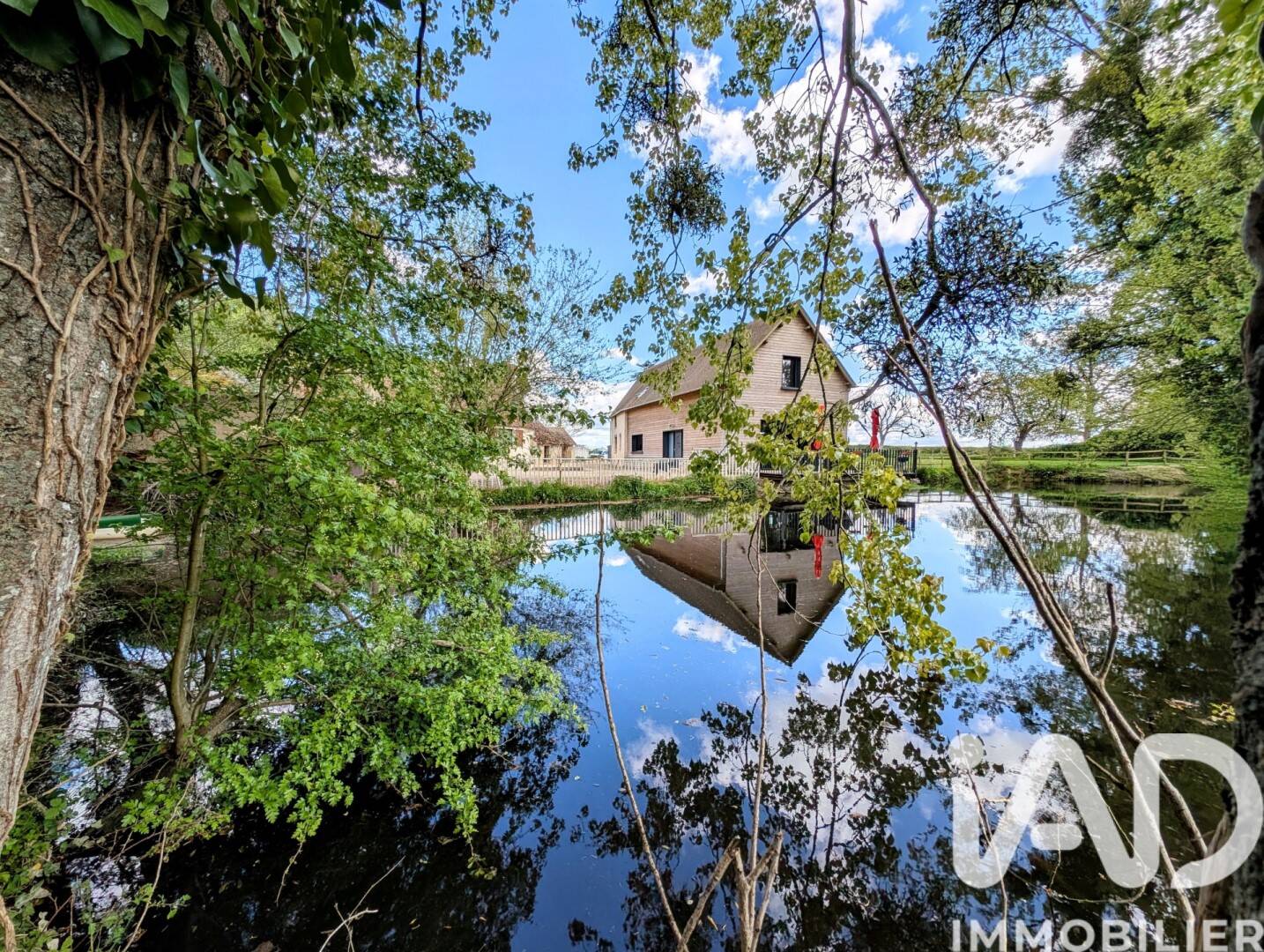 Maison 8 pièces 260 m² · à Ballon-Saint Mars · 260 m² · 349 000 €