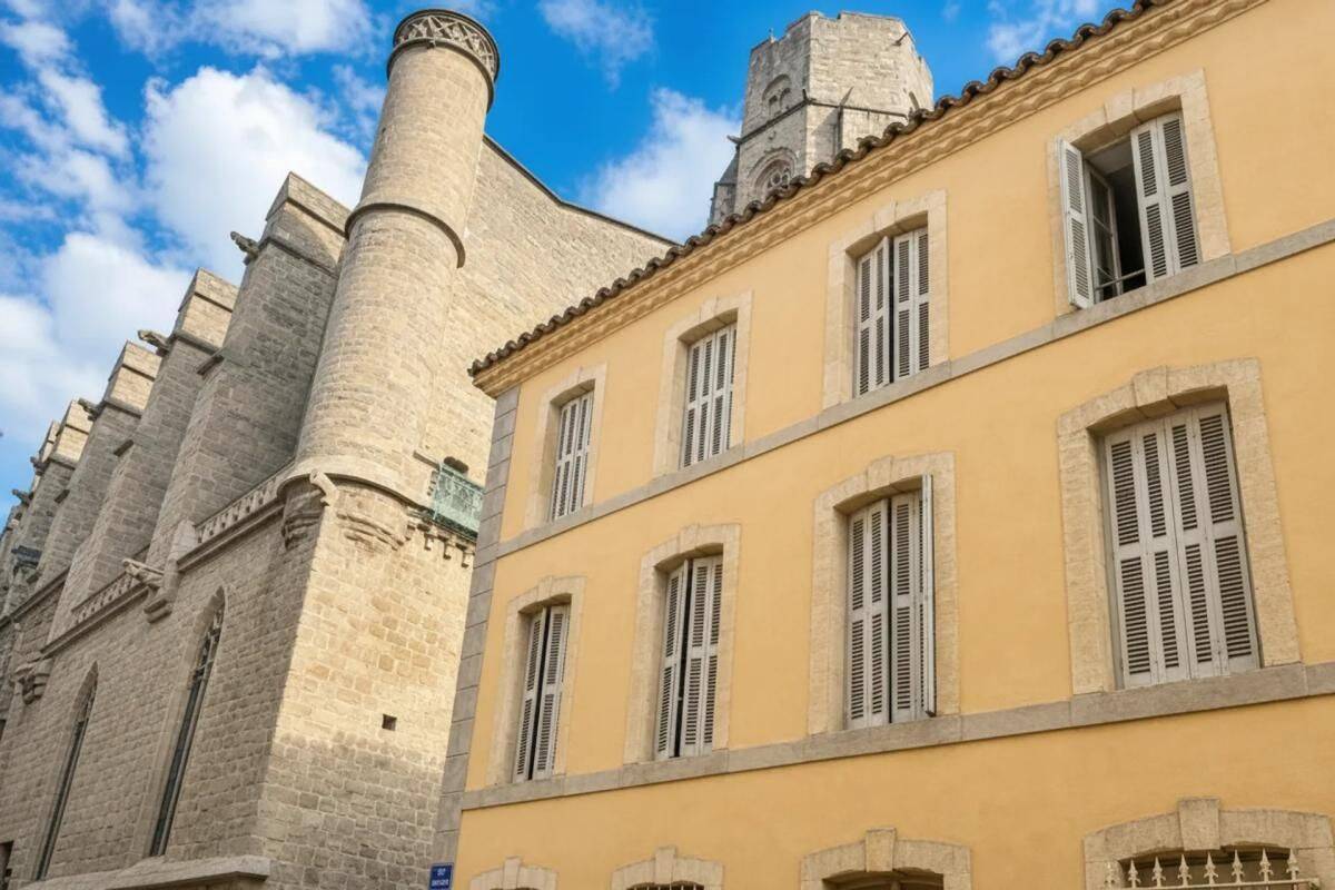 Appartement 11 pièces 250 m² · à Carcassonne · 250 m² · 280 000 €