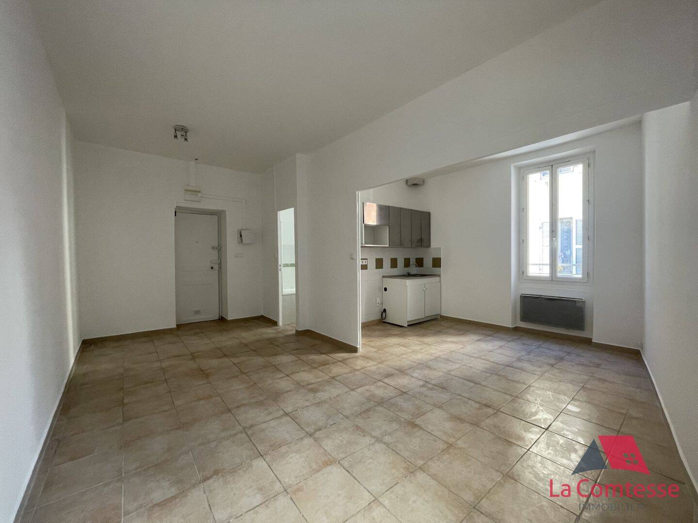 Appartement 1 pièce 27 m² · à Aubagne · 27,4 m² · 480 €