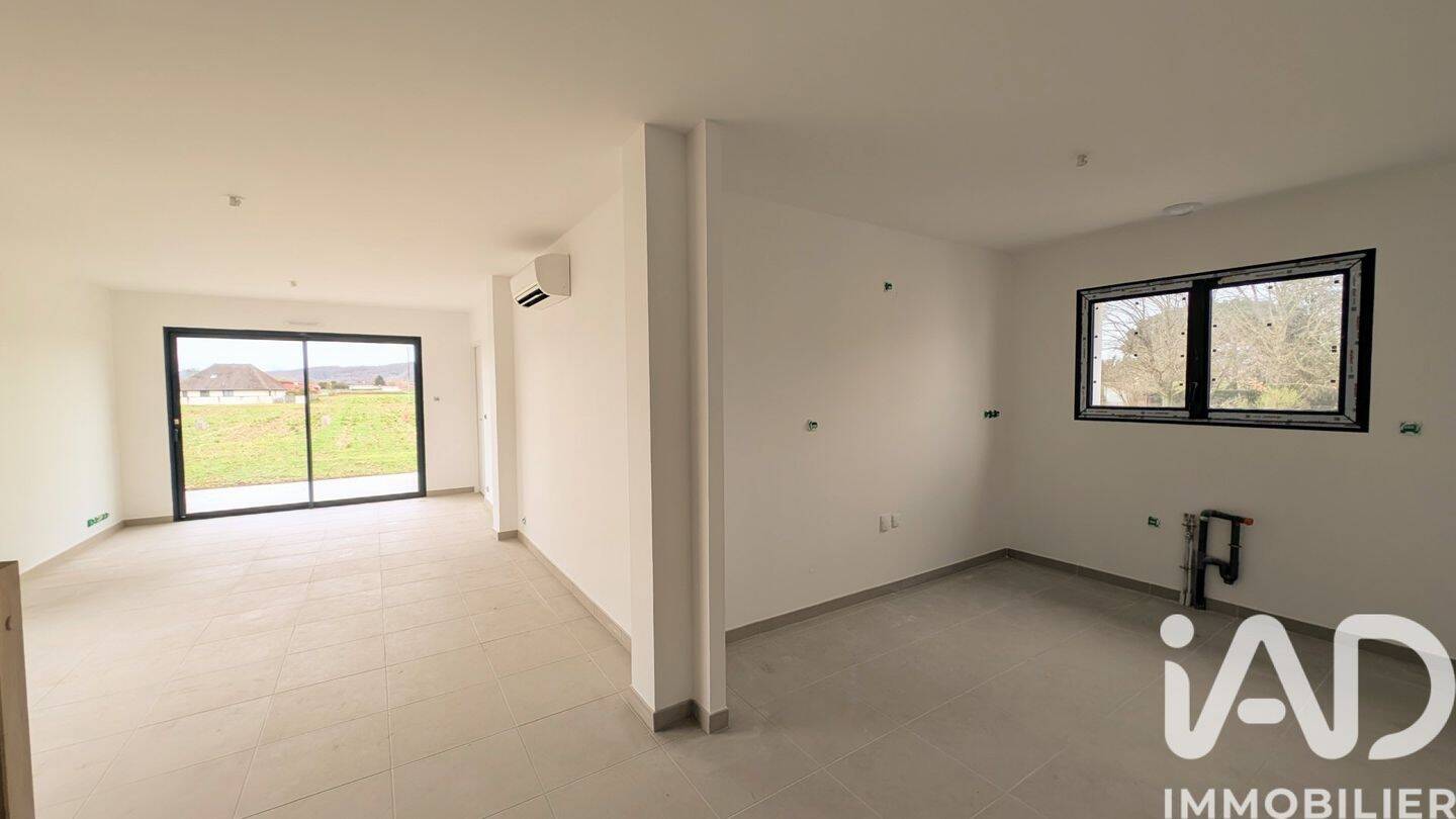 Maison 5 pièces 106 m² · à Bordes · 106 m² · 275 000 €