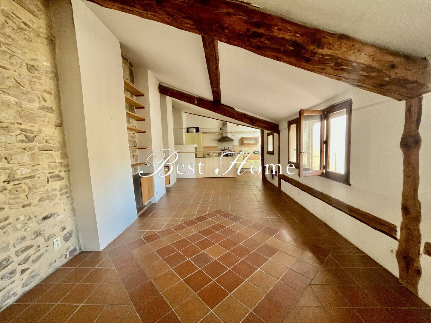 Appartement 3 pièces 96 m² · à Nîmes · 96 m² · 230 000 €