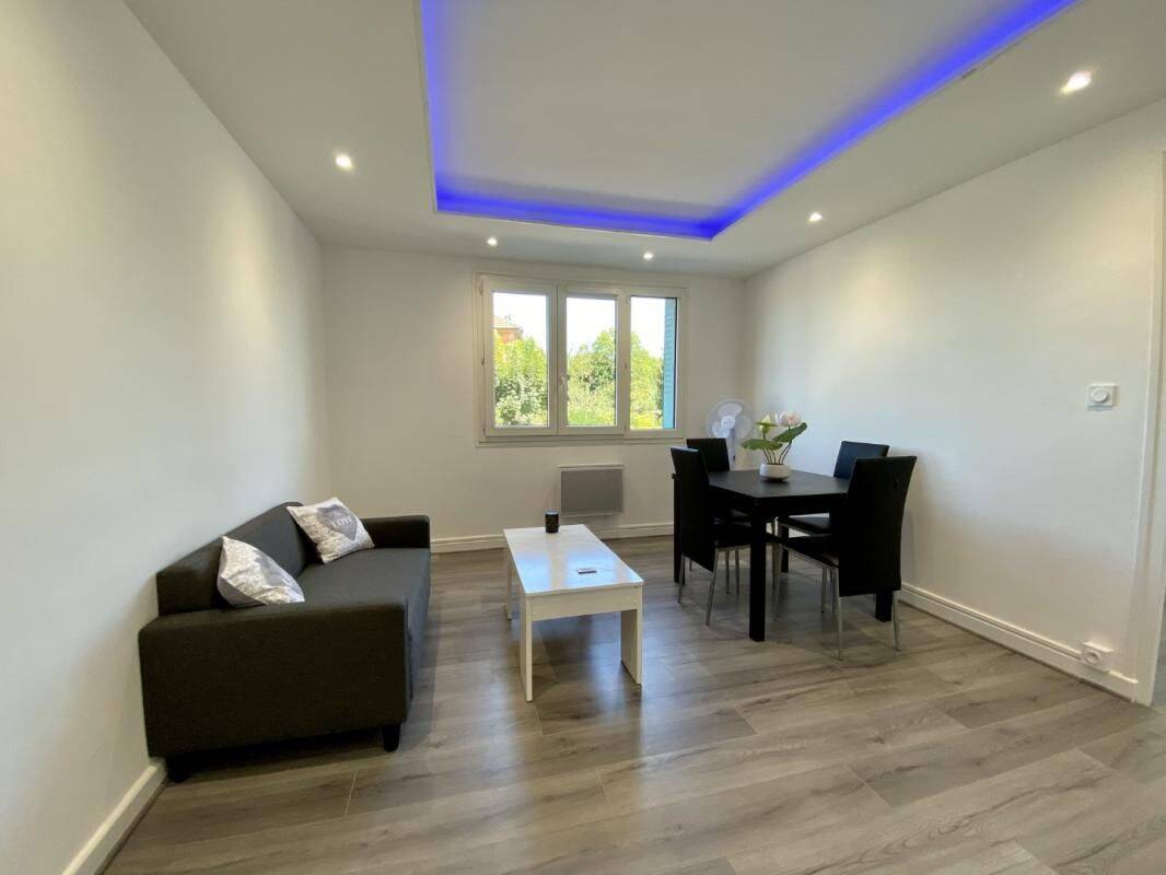 Appartement 2 pièces 39 m² · à Échirolles · 39 m² · 590 €