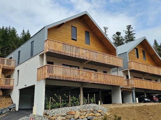 Appartement à vendre - neuf 228 000 € 3 pièces 2 chambres 54 m² Laveissière 15300