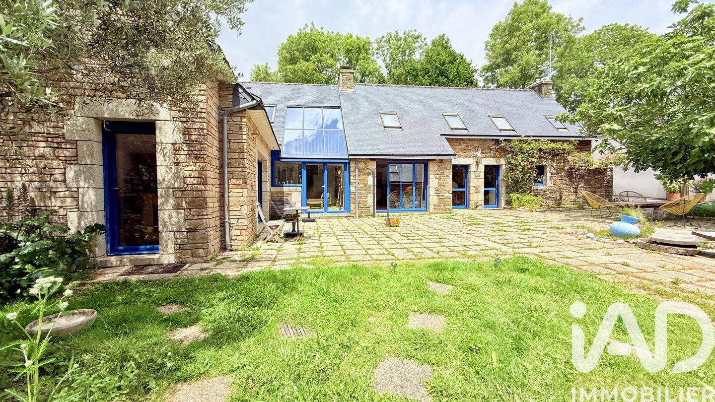 Maison 8 pièces 184 m² · à Moëlan-sur-Mer · 184 m² · 696 000 €