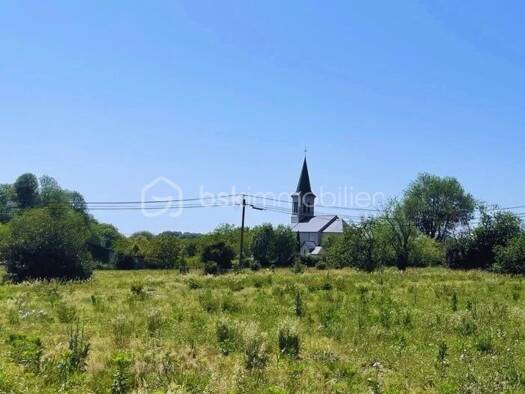 Terrain constructible à vendre 45 000 € 2 219 m² de terrain Lombia 64160