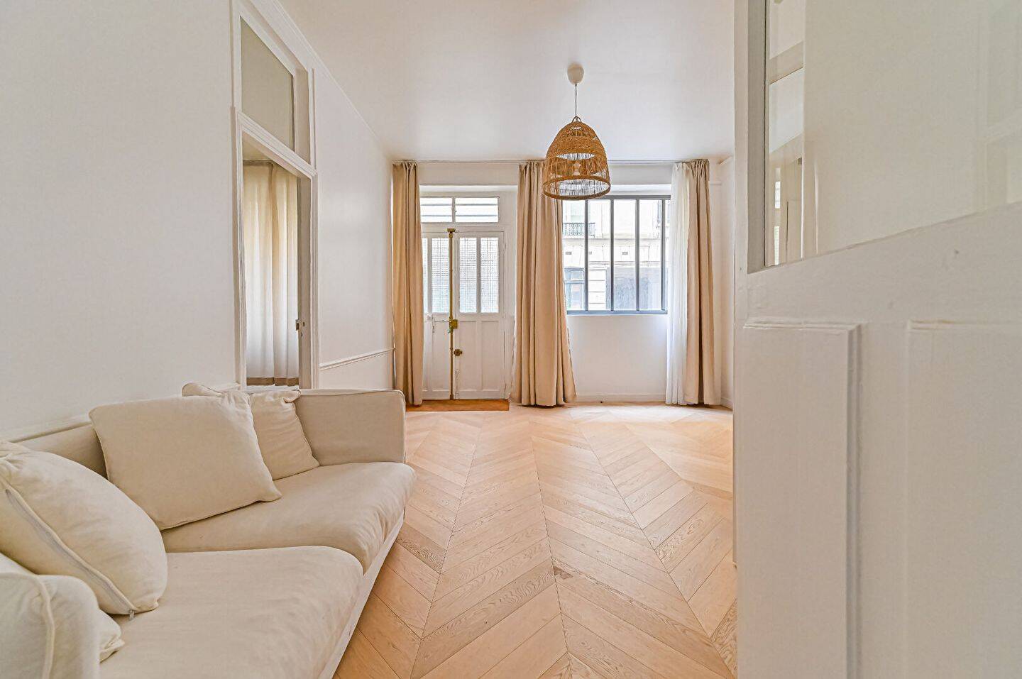 Appartement 3 pièces 69 m² · à Paris 9ème Arrondissement · 69 m² · 710 000 €