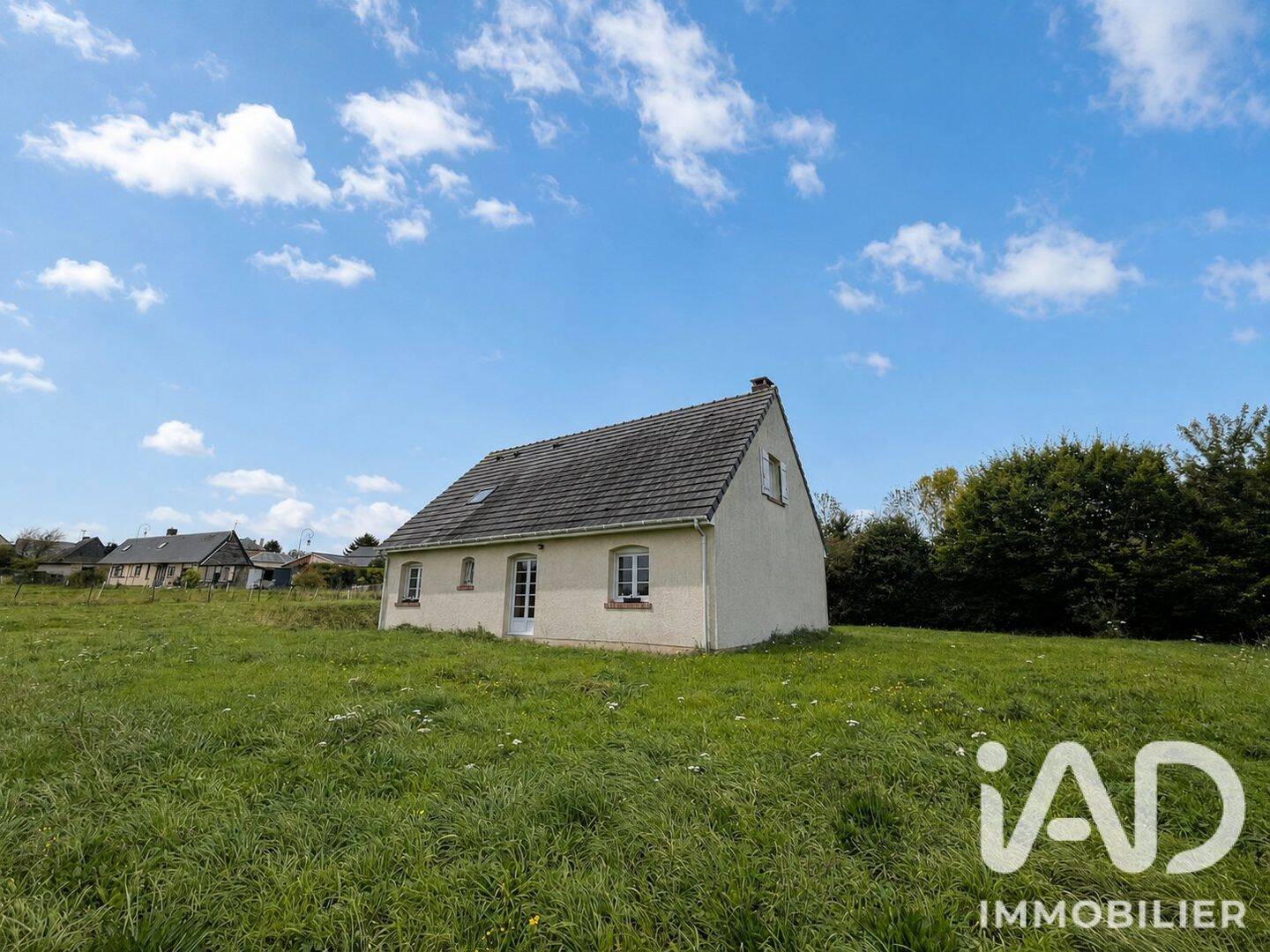 Maison 7 pièces 143 m² · à Haucourt · 143 m² · 215 000 €