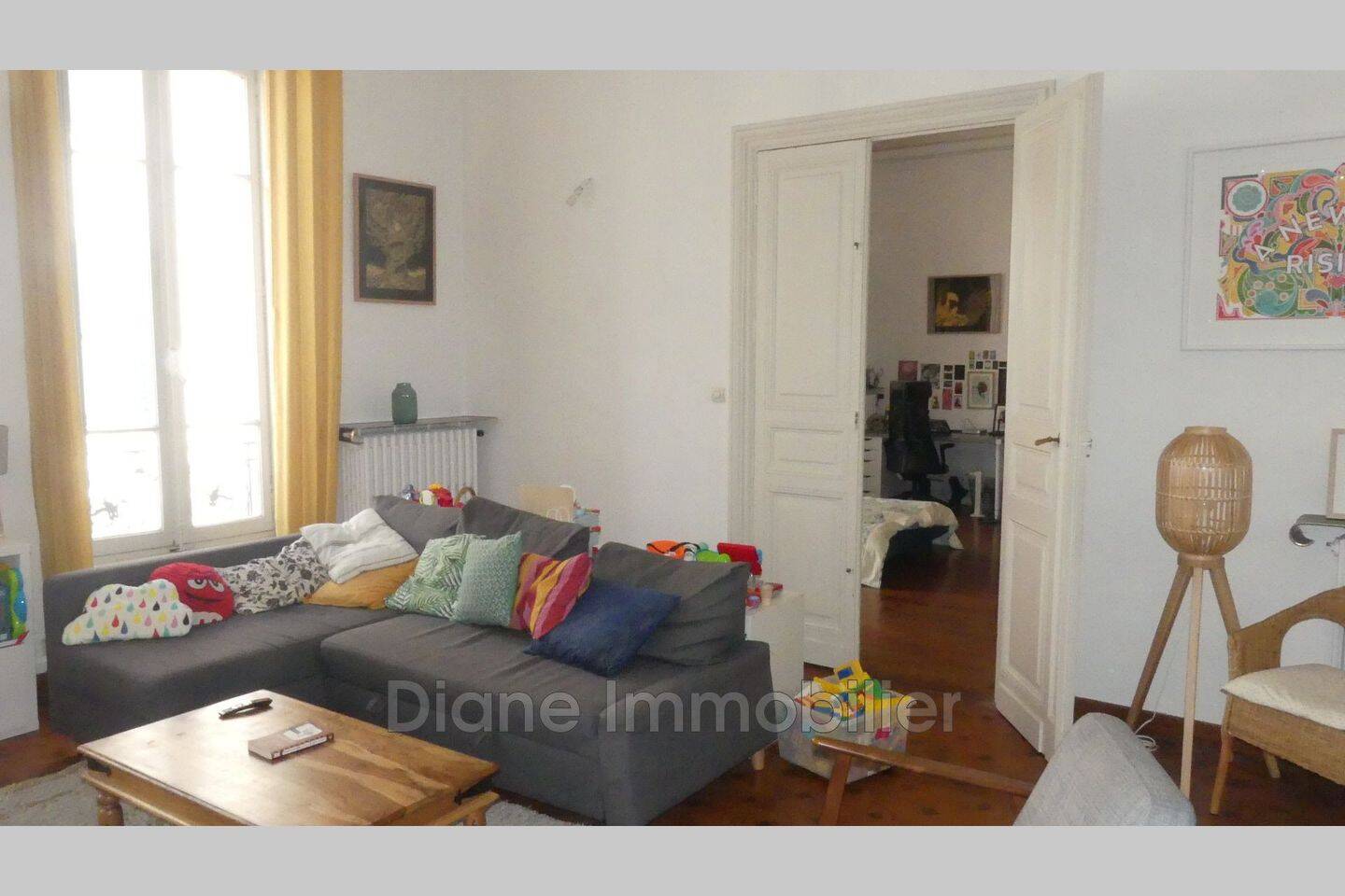 Appartement 6 pièces 162 m² · à Nîmes · 162 m² · 297 000 €